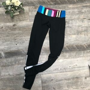 Ivivva girl’s size 14 Pocket black leggings.